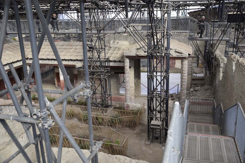 IX.12.9 Pompeii. February 2017. Looking east at south end of garden area 5. Photo courtesy of Johannes Eber.