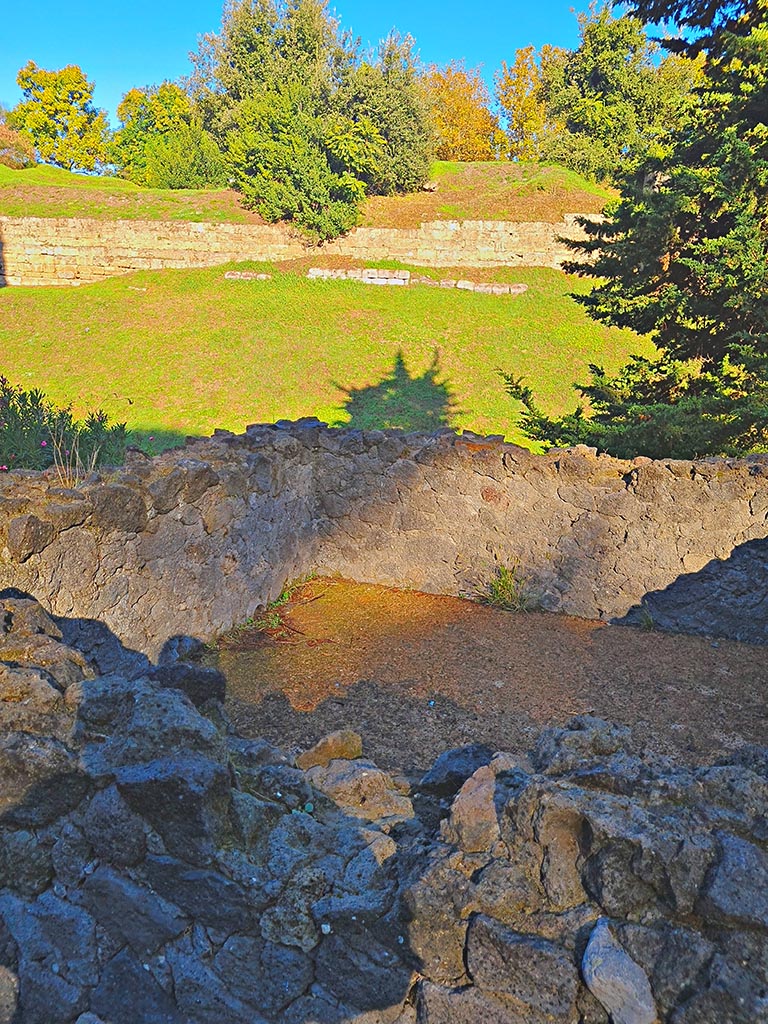 Pompeii Porta Nocera tombs. October 2024. Tomb 32EN, looking north. Photo courtesy of Giuseppe Ciaramella