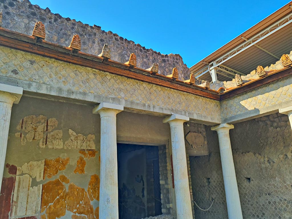 Oplontis Villa of Poppea, October 2023. East Portico 34, water-spouts on roof for rainwater. Photo courtesy of Giuseppe Ciaramella. 