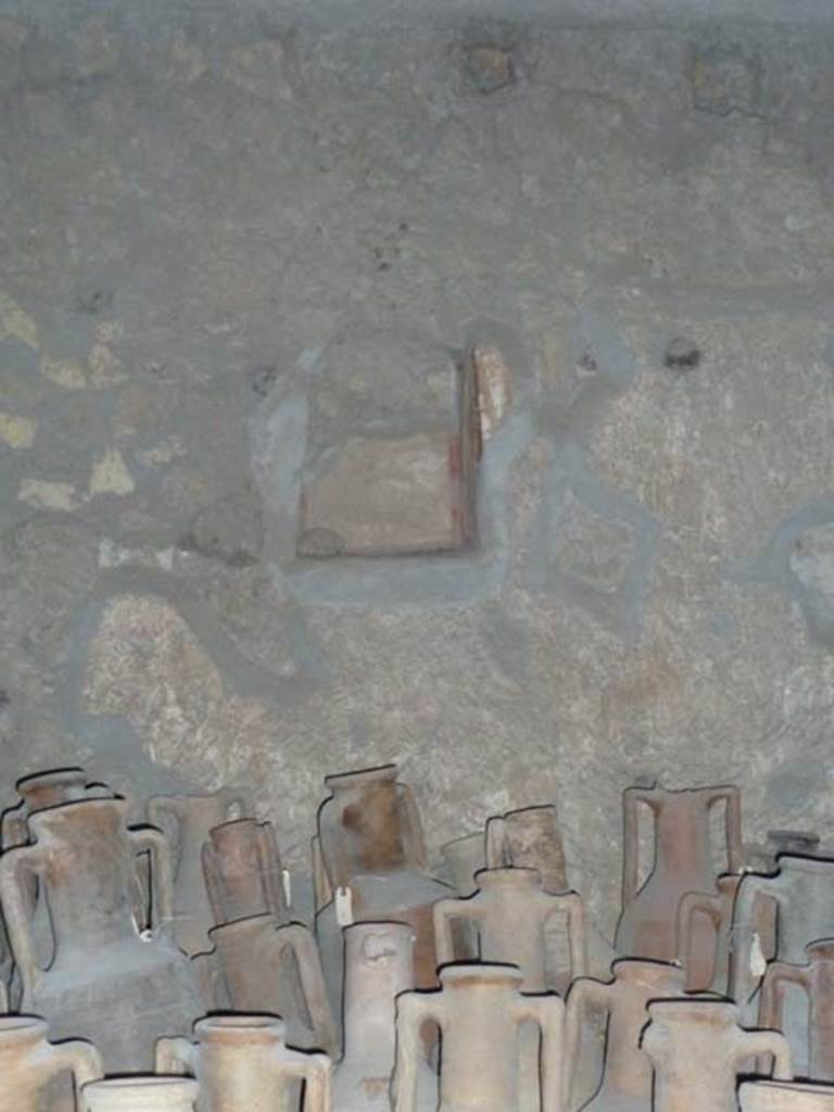 Oplontis, September 2015. Room 44, amphorae.