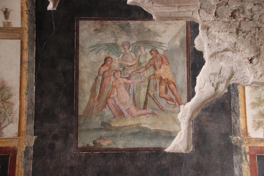 VI.15.1 Pompeii. October 2024. Triclinium “t”, central painting of Hercules and Auge from south wall. Photo courtesy of Klaus Heese.