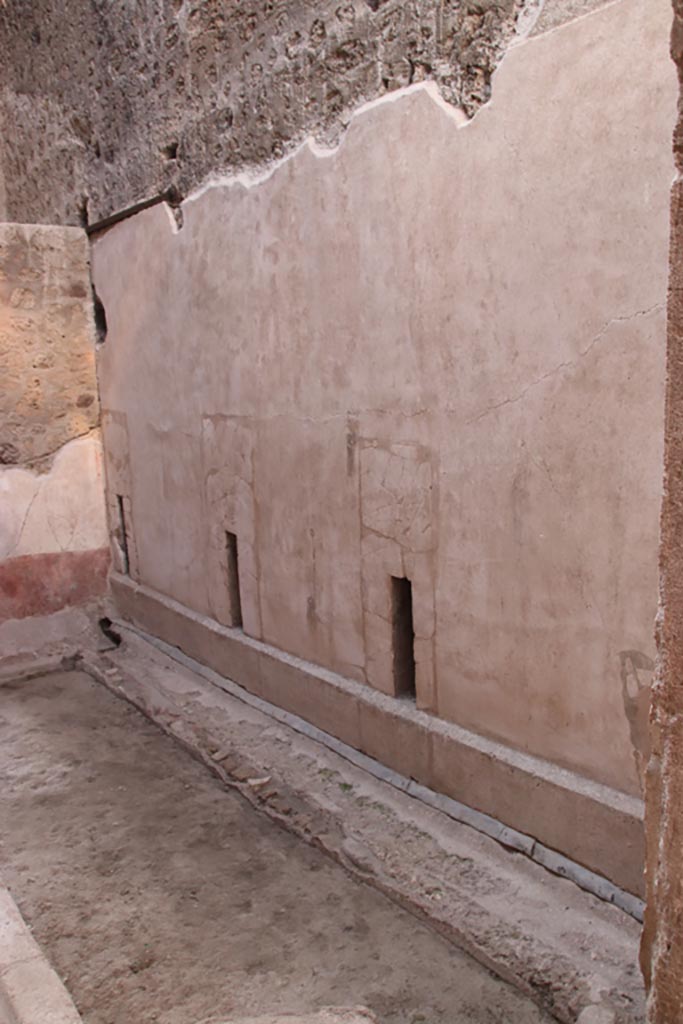 VI.15.1 Pompeii. October 2023. Looking south along west wall. Photo courtesy of Klaus Heese.