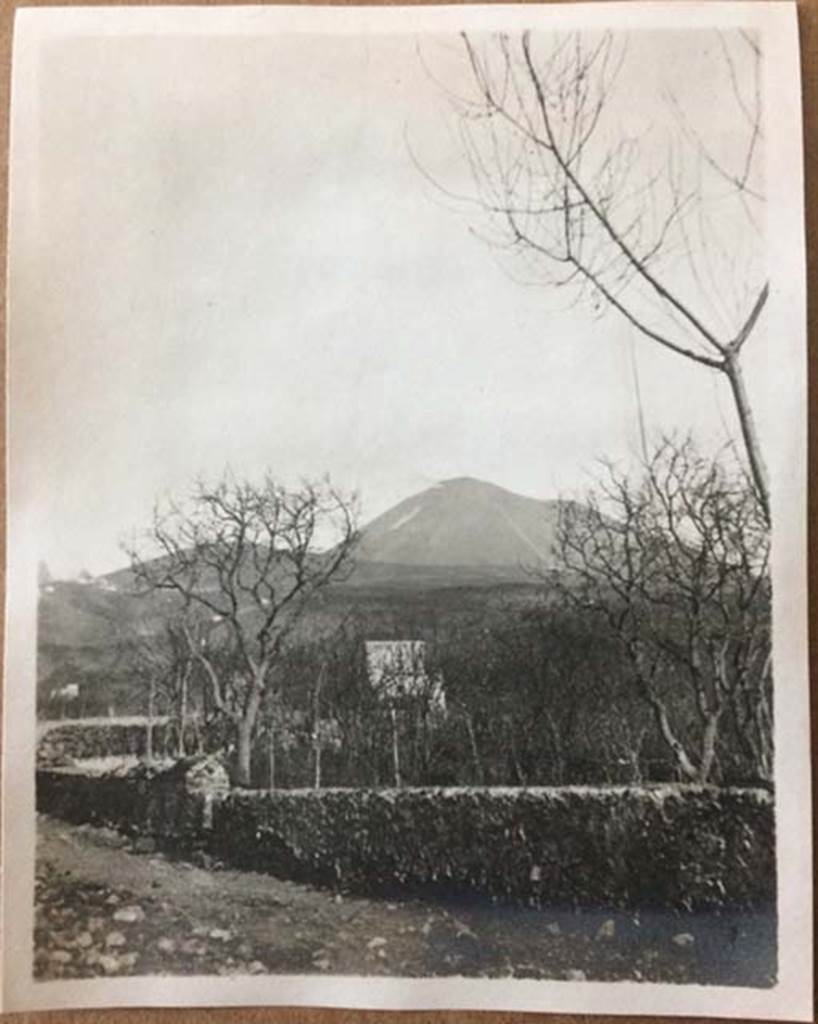 Vesuvius, August 27, 1904. Looking back to the summit. Photo courtesy of Rick Bauer.