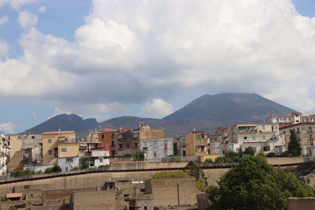 Vesuvius. September 2017. Looking towards the volcano from Herculaneum. Photo courtesy of Klaus Heese.